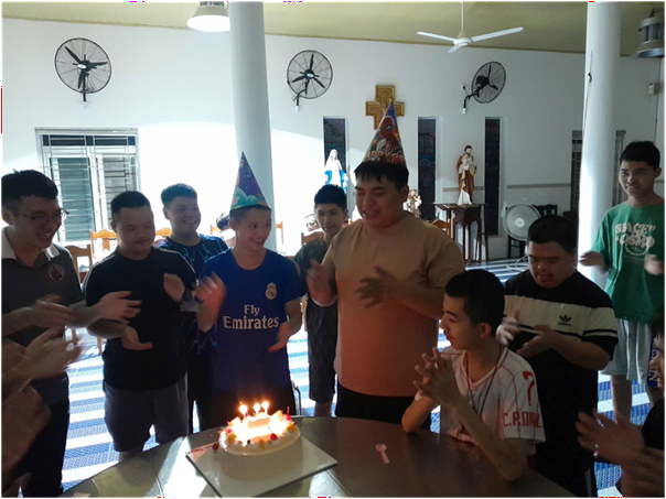 SINH NHẬT VÀ BỔN MẠNG ẤM ÁP CHO NHỮNG TRÁI TIM ĐẶC BIỆT