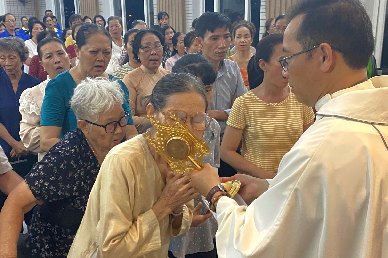 GIÁO KHU PHANXICÔ XAVIÊ, GIÁO XỨ TAM HÀ, TGP SÀI GÒN: HÀNH HƯƠNG NĂM THÁNH PHANXICÔ TẠI TU VIỆN THÁNH ANTÔN