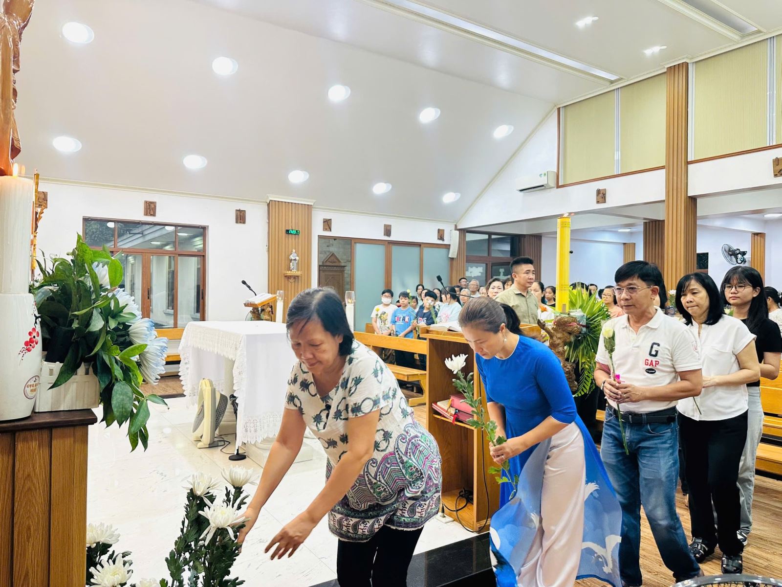 NGÀY HÀNH HƯƠNG TÔN KÍNH ĐỨC MARIA VÔ NHIỄM NGUYÊN TỘI TRONG NĂM THÁNH PHANXICÔ